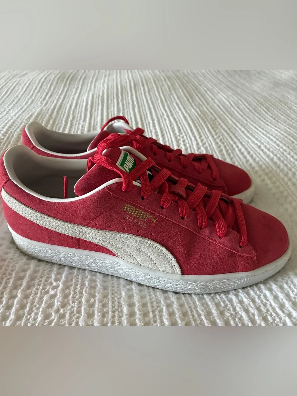 Men’s Puma Suede Sneakers - Red with White